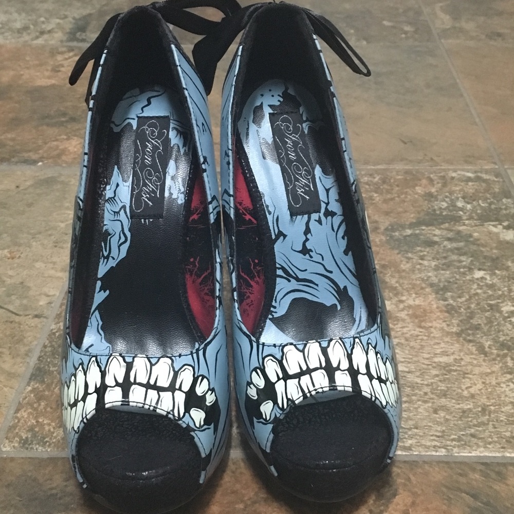 Size 5 glow in the dark monster heels